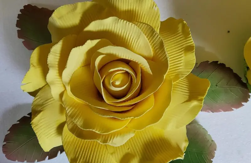 The Largest Icing Flower Ever Made